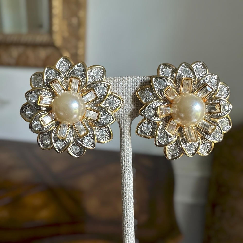 Vintage Flower Clip Earrings 1.4 Inch Faux Pearl Pave Clear Crystals Gold Plated